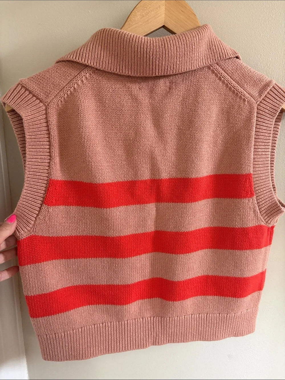 Anthropologie Velvet by Graham and Spencer Marietta Collared sweater vest stripe